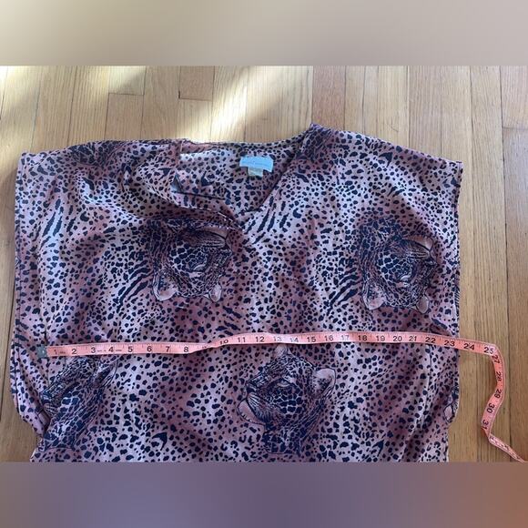 Late 70s-80s Leopard Caftan with Leopard Faces - Picture 8 of 10